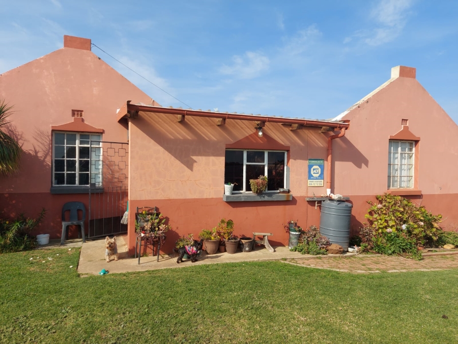 2 Bedroom Property for Sale in C Place Eastern Cape